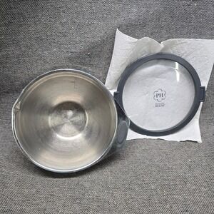 Princess House Mixing Bowl Culinario Series 2QT Silver Good Stainless Steel Lid